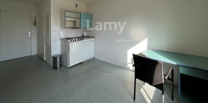 Image 3 sur 8 - Appartement  ·  Location · Dijon (21000) · 1 pièce · 19m²