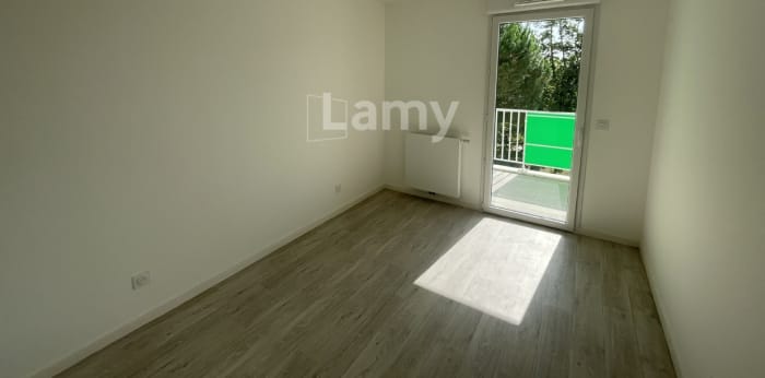 Image 9 sur 12 - Appartement  ·  Location · Talence (33400) · 4 pièces · 86m²