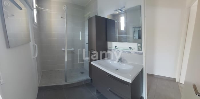 Image 11 sur 12 - Appartement  ·  Location · St Max (54130) · 4 pièces · 87m²