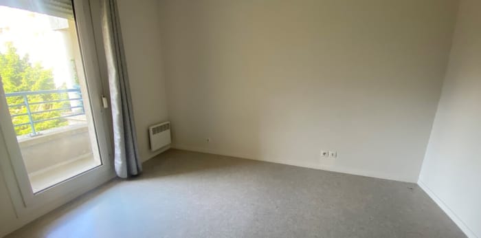 Image 4 sur 5 - Appartement  ·  Location · Lille (59800) · 2 pièces · 50m²