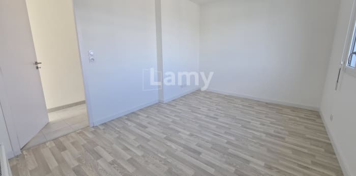 Image 5 sur 6 - Appartement  ·  Location · St Nazaire (44600) · 2 pièces · 44m²