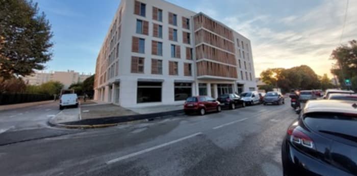 Image 11 sur 12 - Appartement  ·  Location · Marseille (13008) · 3 pièces · 61m²