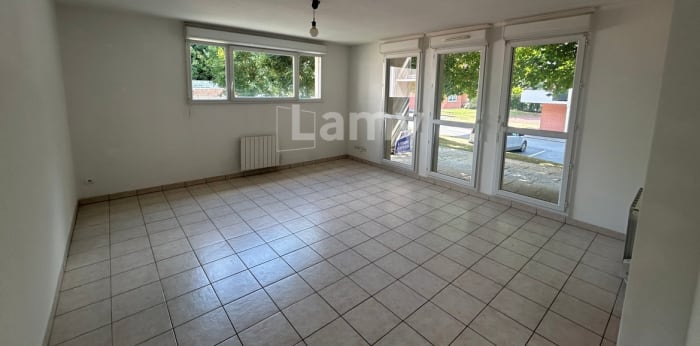 Image 2 sur 9 - Appartement  ·  Location · St Saulve (59880) · 2 pièces · 56m²