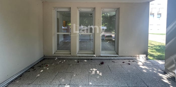 Image 1 sur 9 - Appartement  ·  Location · St Saulve (59880) · 2 pièces · 56m²