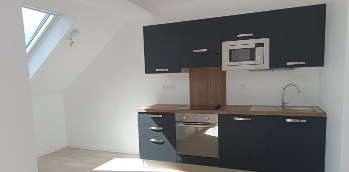 Image 2 sur 8 - Appartement  ·  Location · Tours (37100) · 4 pièces · 78m²