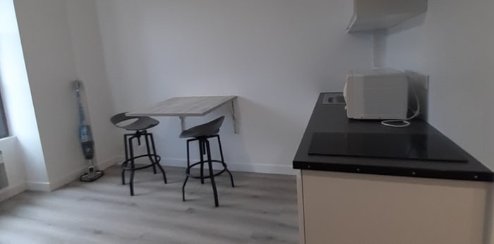 Image 7 sur 17 - Appartement  ·  Location · Evry Courcouronnes (91000) · 1 pièce · 18m²