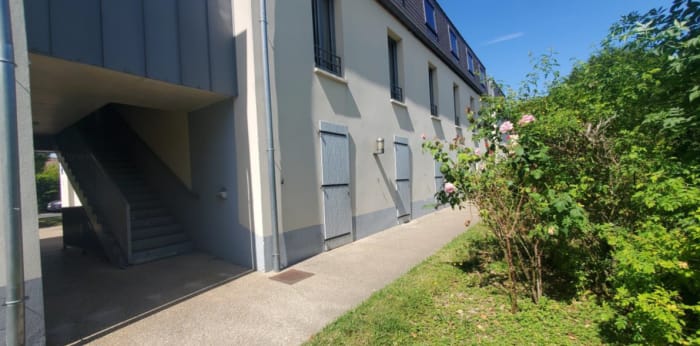Image 10 sur 17 - Appartement  ·  Location · Evry Courcouronnes (91000) · 1 pièce · 18m²