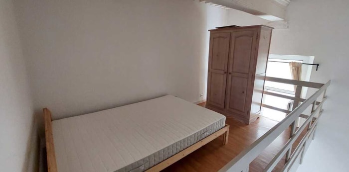 Image 3 sur 5 - Appartement  ·  Location · Aix En Provence (13100) · 2 pièces · 30m²