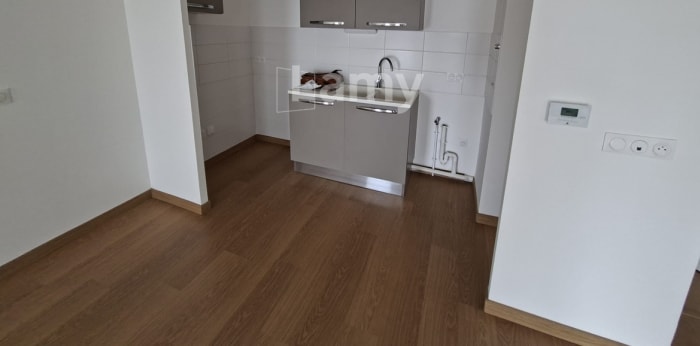Image 2 sur 10 - Appartement  ·  Location · Valenciennes (59300) · 4 pièces · 80m²