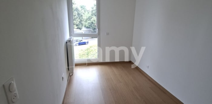 Image 5 sur 10 - Appartement  ·  Location · Valenciennes (59300) · 4 pièces · 80m²