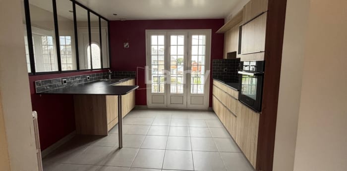 Image 2 sur 5 - Maison/villa  ·  Location · St Malo (35400) · 3 pièces · 95m²