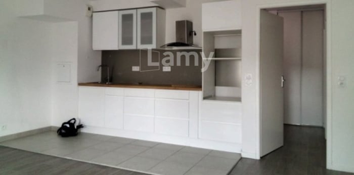 Image 2 sur 10 - Appartement  ·  Location · Evry Courcouronnes (91000) · 3 pièces · 61m²