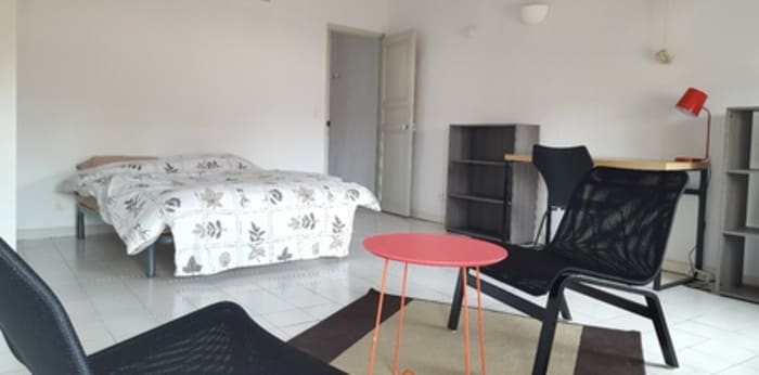 Image 2 sur 5 - Appartement  ·  Location · Aix En Provence (13100) · 1 pièce · 34m²