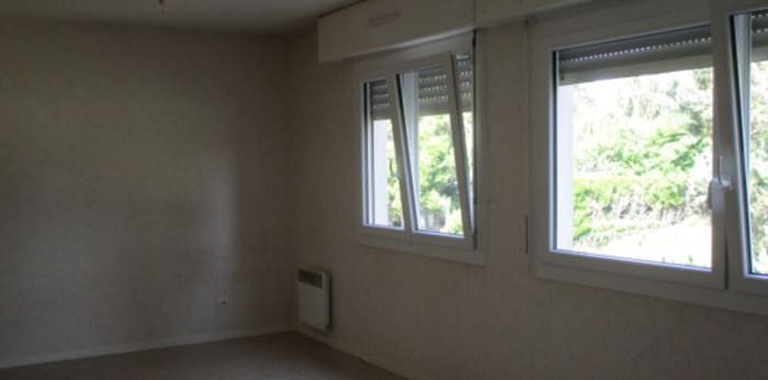 Image 3 sur 16 - Appartement  ·  Location · Dole (39100) · 1 pièce · 28m²