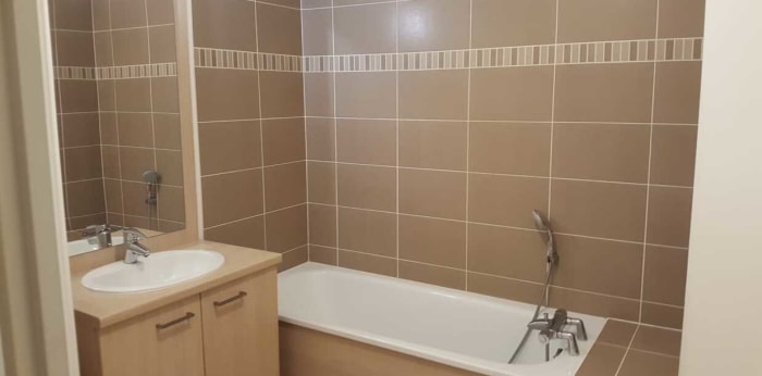 Image 4 sur 6 - Appartement  ·  Location · Ermont (95120) · 2 pièces · 46m²