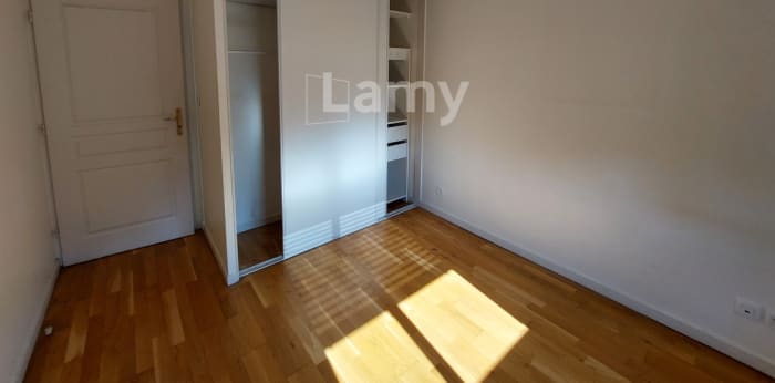 Image 5 sur 6 - Appartement  ·  Location · Villefranche Sur Saone (69400) · 2 pièces · 47m²