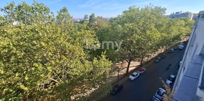 Image 3 sur 7 - Appartement  ·  Location · Paris (75019) · 2 pièces · 53m²