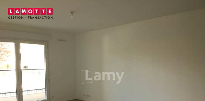 Image 2 sur 6 - Appartement  ·  Location · Rennes (35700) · 2 pièces · 42m²