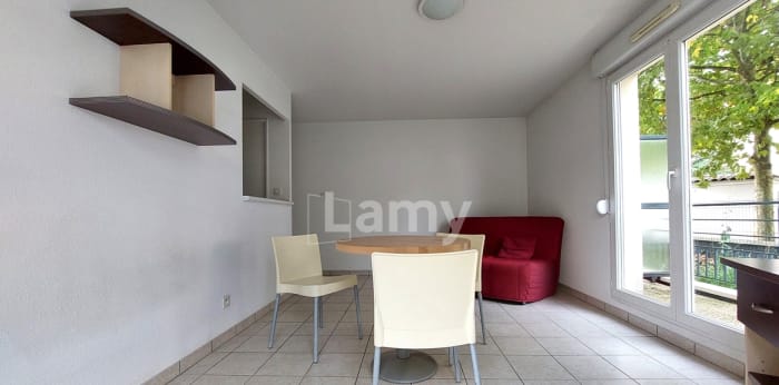 Image 5 sur 9 - Appartement  ·  Location · Limoges (87000) · 2 pièces · 34m²