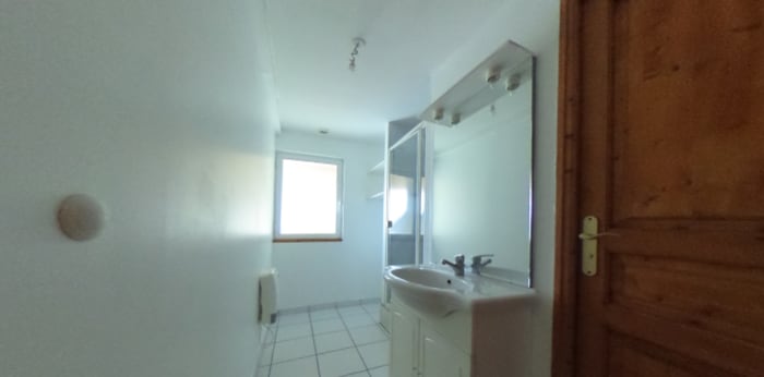 Image 4 sur 9 - Appartement  ·  Location · Voiron (38500) · 4 pièces · 72m²
