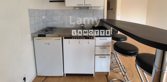 Image 3 sur 6 - Appartement  ·  Location · Rennes (35000) · 1 pièce · 31m²