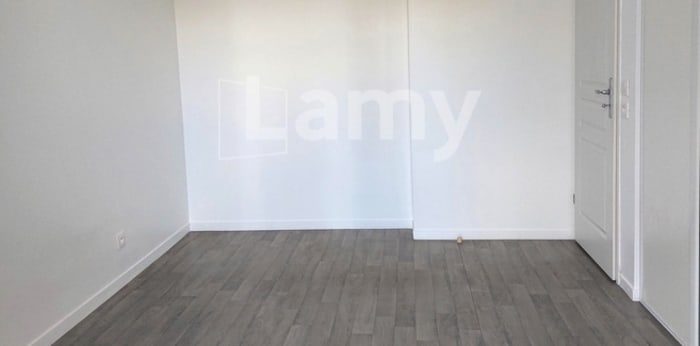 Image 7 sur 10 - Appartement  ·  Location · Olivet (45160) · 2 pièces · 55m²