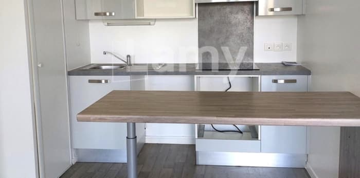 Image 1 sur 10 - Appartement  ·  Location · Olivet (45160) · 2 pièces · 55m²