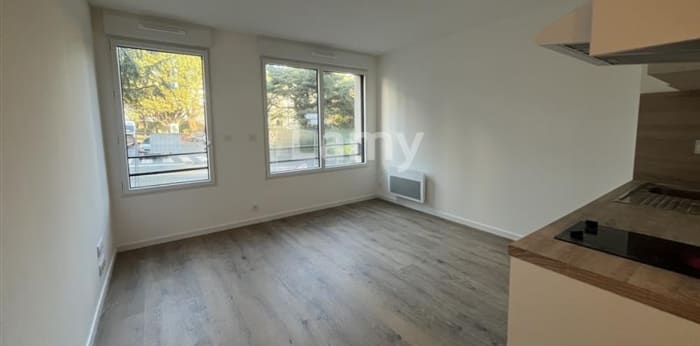 Image 2 sur 5 - Appartement  ·  Location · Nantes (44300) · 1 pièce · 24m²