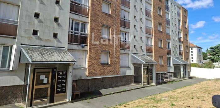 Image 1 sur 5 - Appartement  ·  Location · Gagny (93220) · 2 pièces · 40m²