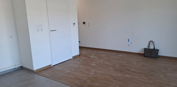 Image 7 sur 10 - Appartement  ·  Location · Chambery (73000) · 2 pièces · 47m²
