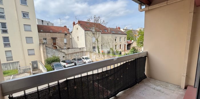Image 6 sur 10 - Appartement  ·  Location · Dijon (21000) · 2 pièces · 54m²