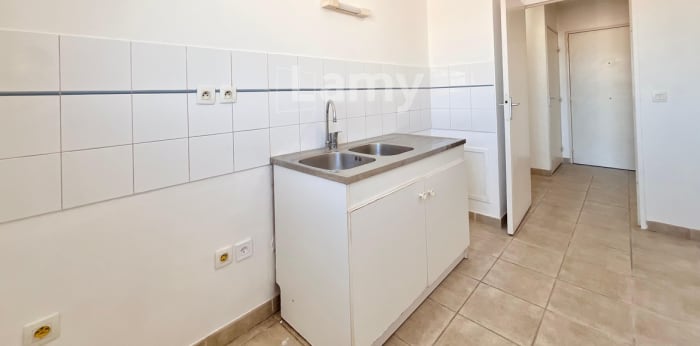 Image 8 sur 14 - Appartement  ·  Location · Aix En Provence (13100) · 2 pièces · 47m²