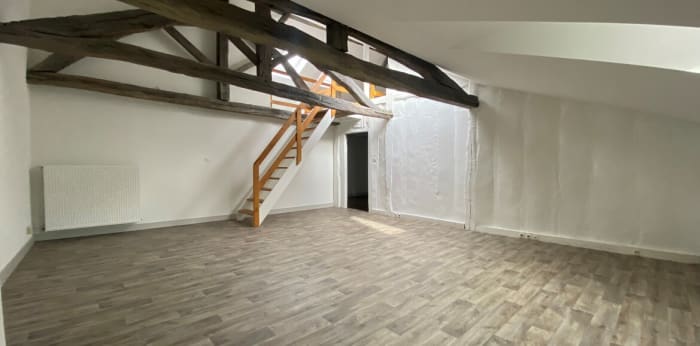 Image 10 sur 13 - Appartement  ·  Location · Limoges (87000) · 5 pièces · 128m²