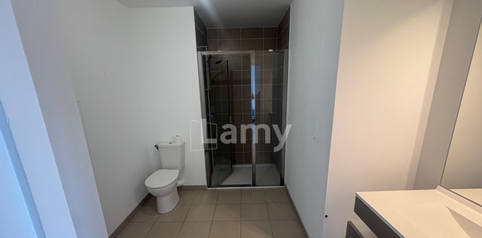 Image 3 sur 4 - Appartement  ·  Location · Rennes (35000) · 1 pièce · 28m²