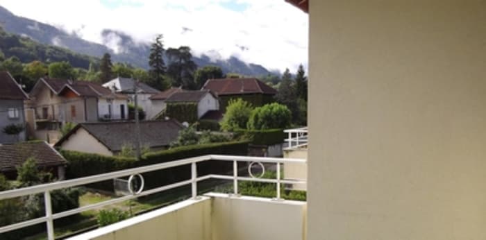 Image 3 sur 14 - Appartement  ·  Location · Pontcharra (38530) · 4 pièces · 75m²