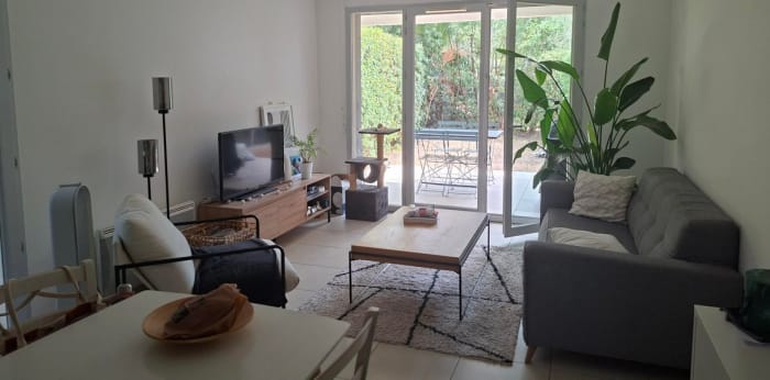 Image 3 sur 7 - Appartement  ·  Location · Le Cannet (06110) · 2 pièces · 49m²