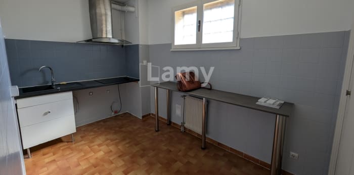 Image 11 sur 12 - Appartement  ·  Location · Aix En Provence (13100) · 74m²