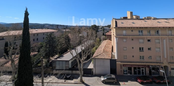 Image 5 sur 12 - Appartement  ·  Location · Aix En Provence (13100) · 74m²