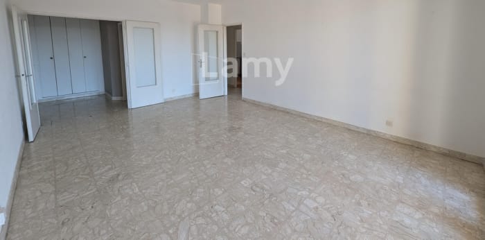 Image 7 sur 12 - Appartement  ·  Location · Aix En Provence (13100) · 74m²