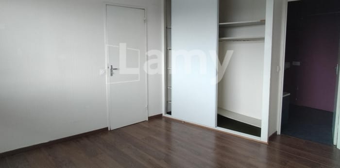 Image 3 sur 4 - Appartement  ·  Location · Rennes (35000) · 2 pièces · 42m²