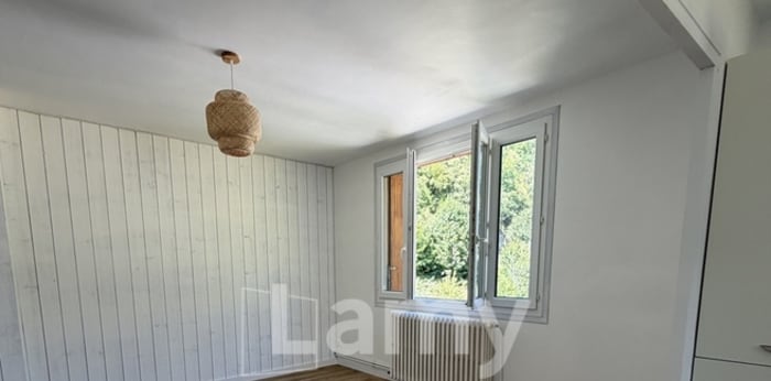 Image 1 sur 16 - Appartement  ·  Location · Rencurel (38680) · 6 pièces · 94m²