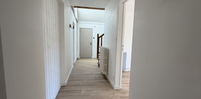 Image 13 sur 16 - Appartement  ·  Location · Rencurel (38680) · 6 pièces · 94m²