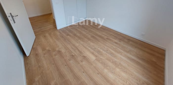 Image 4 sur 11 - Appartement  ·  Location · Boussy St Antoine (91800) · 4 pièces · 79m²