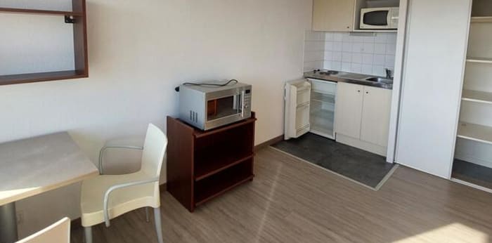 Image 4 sur 5 - Appartement  ·  Location · Rennes (35000) · 1 pièce · 21m²