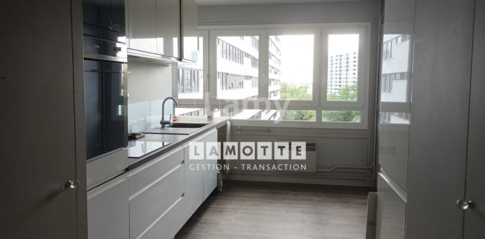 Image 1 sur 8 - Appartement  ·  Location · Rennes (35000) · 3 pièces · 77m²
