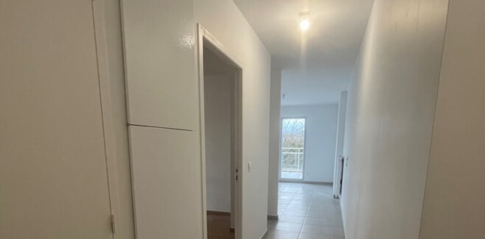 Image 7 sur 7 - Appartement  ·  Location · Rives Sur Fure (38140) · 2 pièces · 59m²