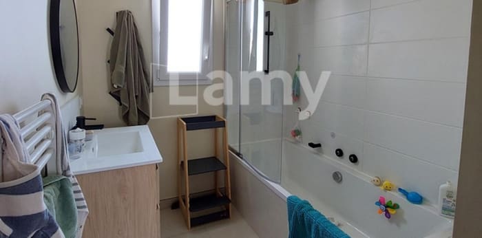 Image 8 sur 8 - Maison/villa  ·  Location · Thaire (17290) · 4 pièces · 93m²
