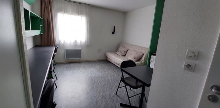 Image 1 sur 9 - Appartement  ·  Location · Vandoeuvre Les Nancy (54500) · 1 pièce · 19m²