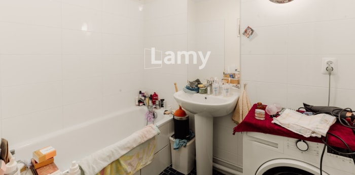 Image 6 sur 10 - Appartement  ·  Vente · Lyon 08 (69008) · 2 pièces · 54m²