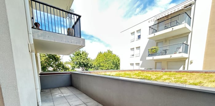 Image 8 sur 10 - Appartement  ·  Vente · Mions (69780) · 2 pièces · 44m²